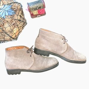 Salvatore Ferragamo Tan Fleece Lined Chukka Boot 8